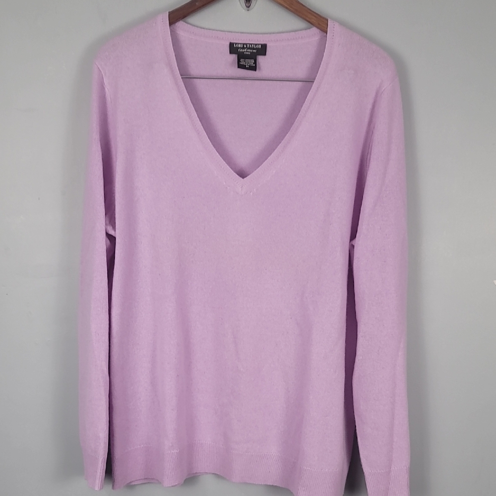 Lord & Taylor Cashmere Lavender Purple V-Neck Sweater
